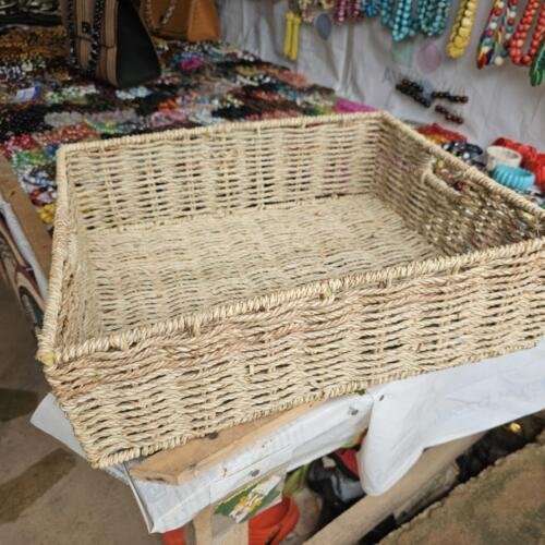 Rafia basket