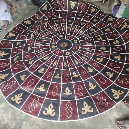 Leather capet