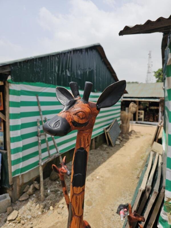 Giraffe 7ft