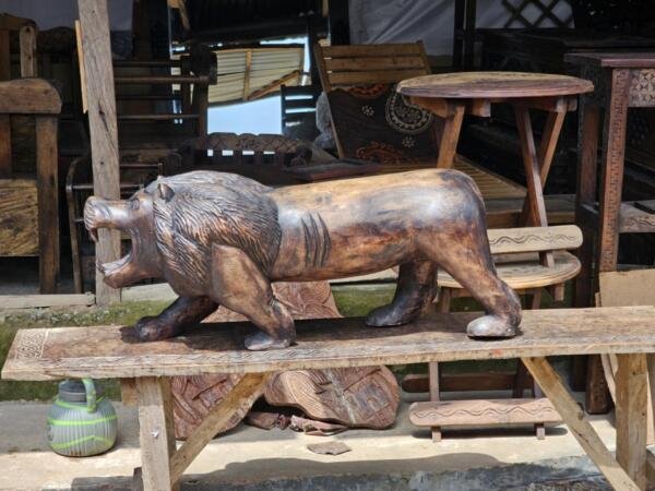 17915490147523369476429694363537 Big lion weight 15kg